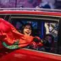 December 10, 2022, London, United Kingdom: A Morocco football supporter is seen waving a Moroccan flag from a vehicle to celebrate the winning over Portugal in 2022 FIFA World Cup, WM, Weltmeisterschaft, Fussball Moroccan, other North African and Middle-Eastern who reside in London celebrate in the city of London after Morocco beats Portugal in 2022 FIFA World Cup quarter-final. Morocco is the first African country breaking into semi-final in World Cup in history. London United Kingdom - ZUMAs197 20221210_zaa_s197_312 Copyright: xHestherxNgx 