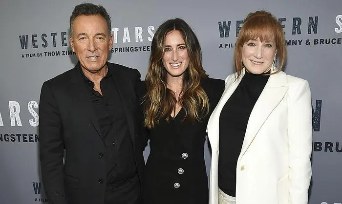 Bruce und Jessica Springsteen sowie Patti Scialfa