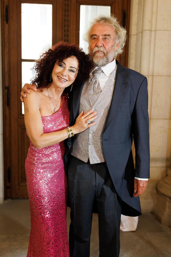 Christina Lugner mit ihrer neuen Liebe Ernst Prost bei der Hochzeit von Richard Lugner am 1. Juni