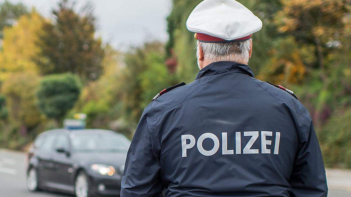 Bei einer Verkehrskontrolle ging das Paar der Polizei ins Netz