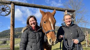 Nicole Rubenstein und Sonja Anders mit Pferdedame Luna