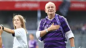 Herbert Prohaska 2025 bei einer Ehrung durch die Wiener Austria