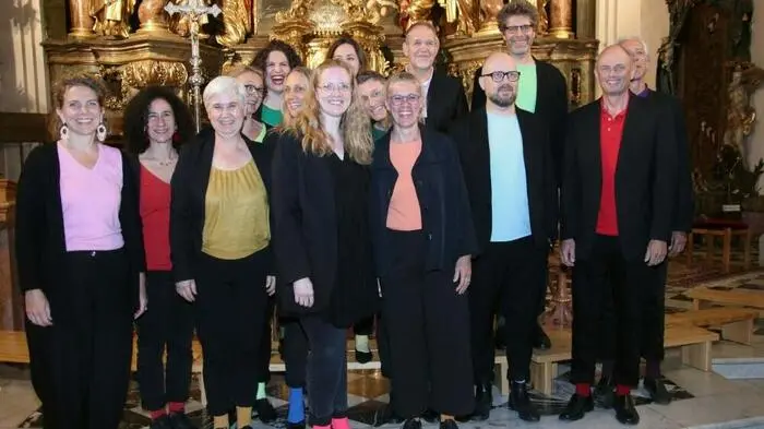 Auch die Josefskirche in Voitsberg war am vergangenen Freitag Schauplatz des „Festes der Stimmen“. Der Chorverband hatte für das Chorfestival „Voices of Spirit“ drei Gesang-Ensembles der Sonderklasse zu diesem Festival geladen: Den Chor „Pro Musica Mooskirchen“ unter Gerlinde Hörmann, der „Jazzchor Basel“ aus der Schweiz und die A-capella-Gruppe „Nobuntu“ aus Simbabe.

