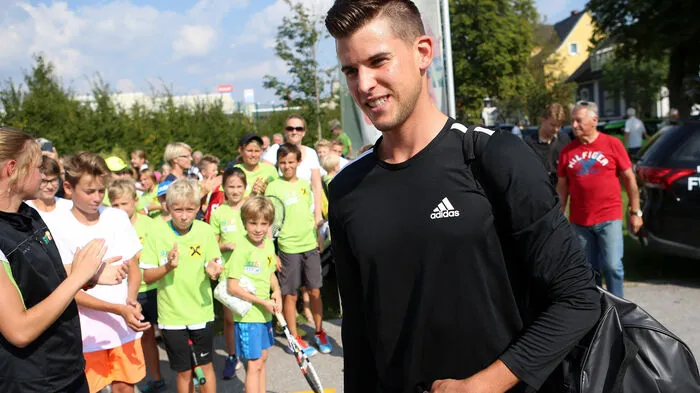 Beim Sichtungs-Training des steirischen Tennisverbandes in Leibnitz war kein Geringerer als Dominic Thiem zu Gast.