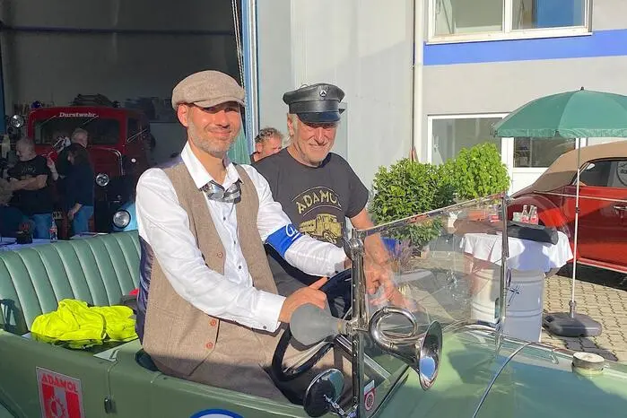 Robert Krickl hat im Rahmen der 1200 Kilometer langen Reise am Mittwoch, 26. August, bei Max Zottler in Niklasdorf Station gemacht.
