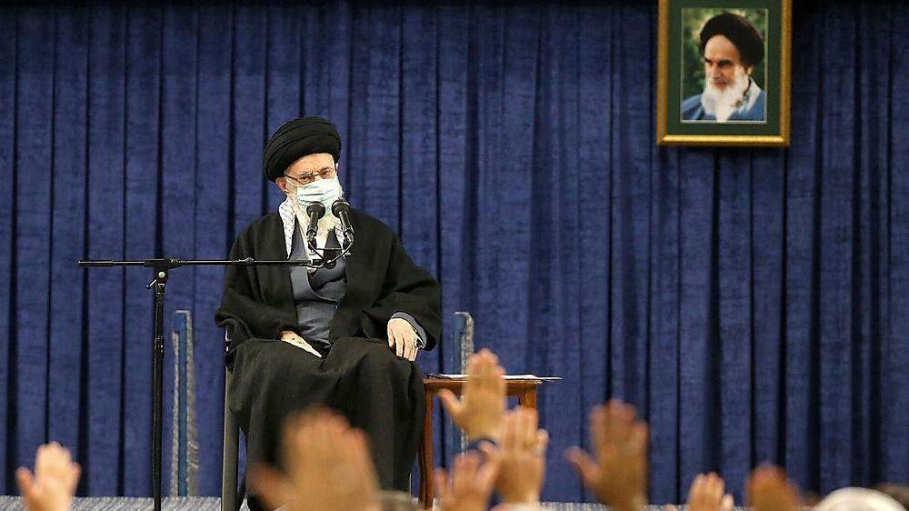 Ayatollah Khamenei setzt auf Gewalt gegen die Protestierenden