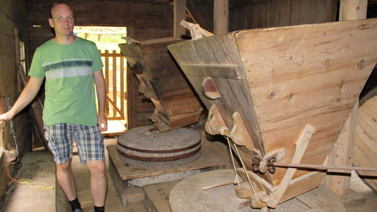 Bernhard Häusler gewährte Einblick in die Jahrhunderte alte Geschichte der Winkelbauermühle