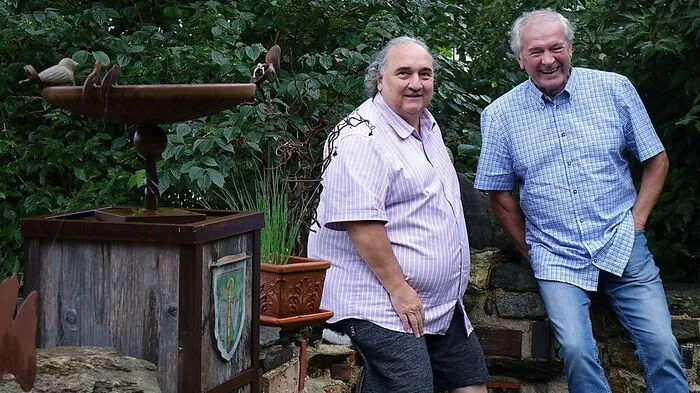 Gloggi&Schicho, hier im Garten von "Gloggi" Winfried Vollmann in Kobenz