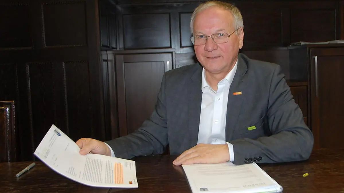 Feldbacher Bürgermeister Josef Ober meldet sich in Schuldebatte zu Wort