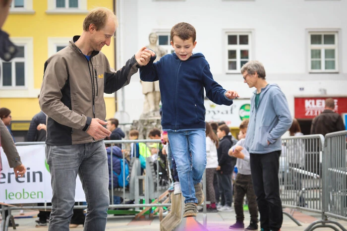Viele Vereine waren dabei, um den Kindern und Jugendlichen die Sportarten zu zeigen, und sie diese auch ausprobieren zu lassen.
