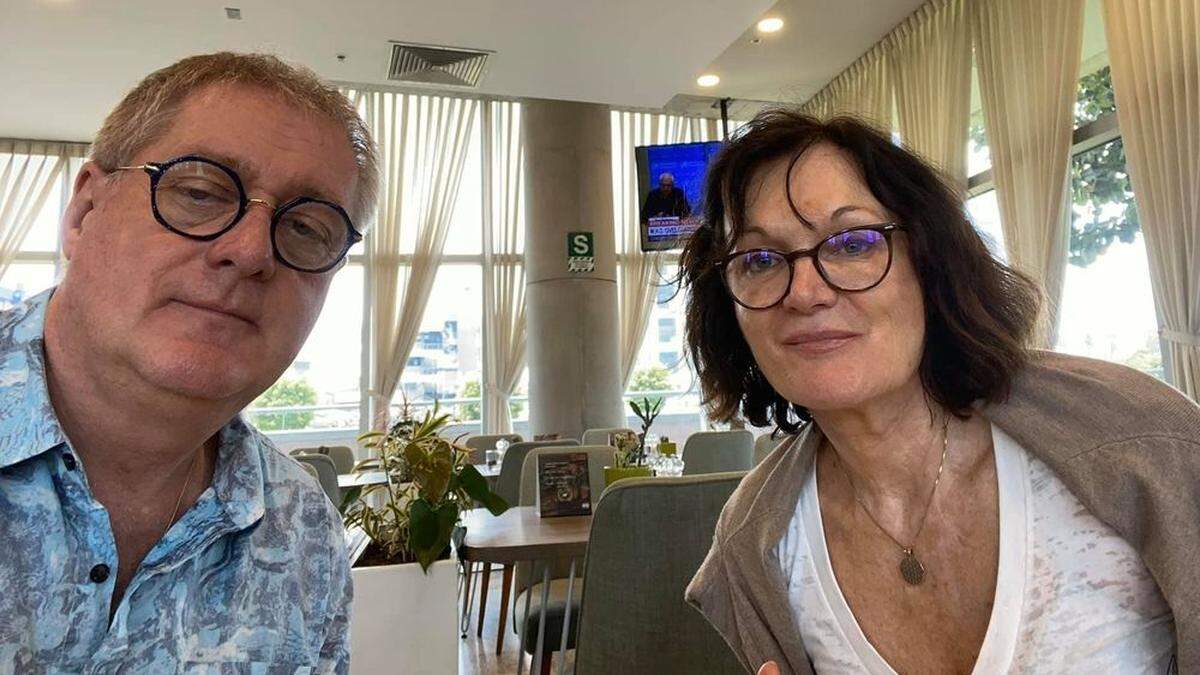 Peter Oberwalder und seine Frau in ihrem Hotel in Lima