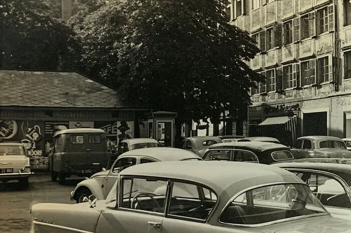 Früher war der Färberplatz ein simpler Parkplatz...