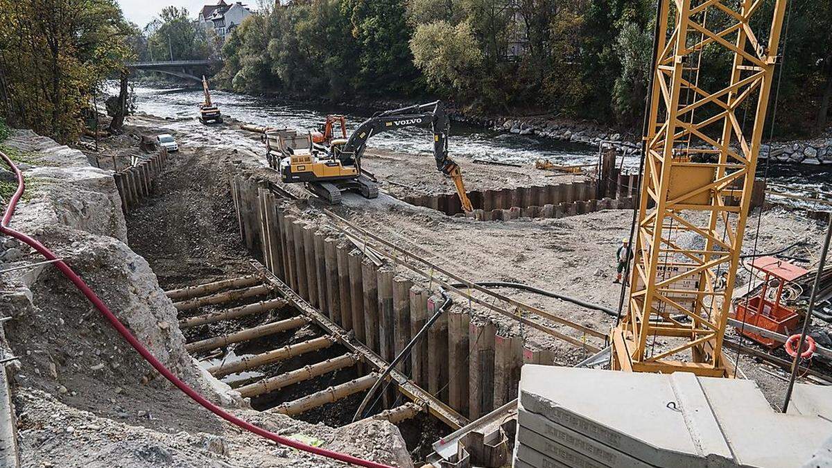 Der Bau des Zentralen Speicherkanals ist mittlerweile im Stadtzentrum abgeschlossen