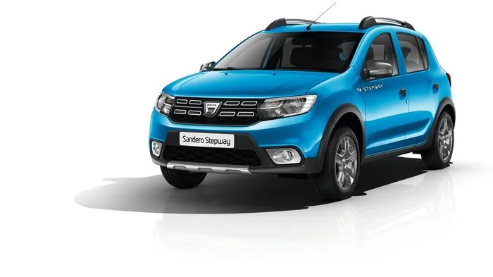 Drei auf einen Streich: Dacia hat Sandero, Sandero Stepway und Logan MCV nach dem Vorbild des hauseigenen SUV Duster ein Facelift verpasst.