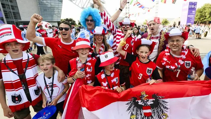Auch der zwölfte Mann soll am Sonntag mithelfen