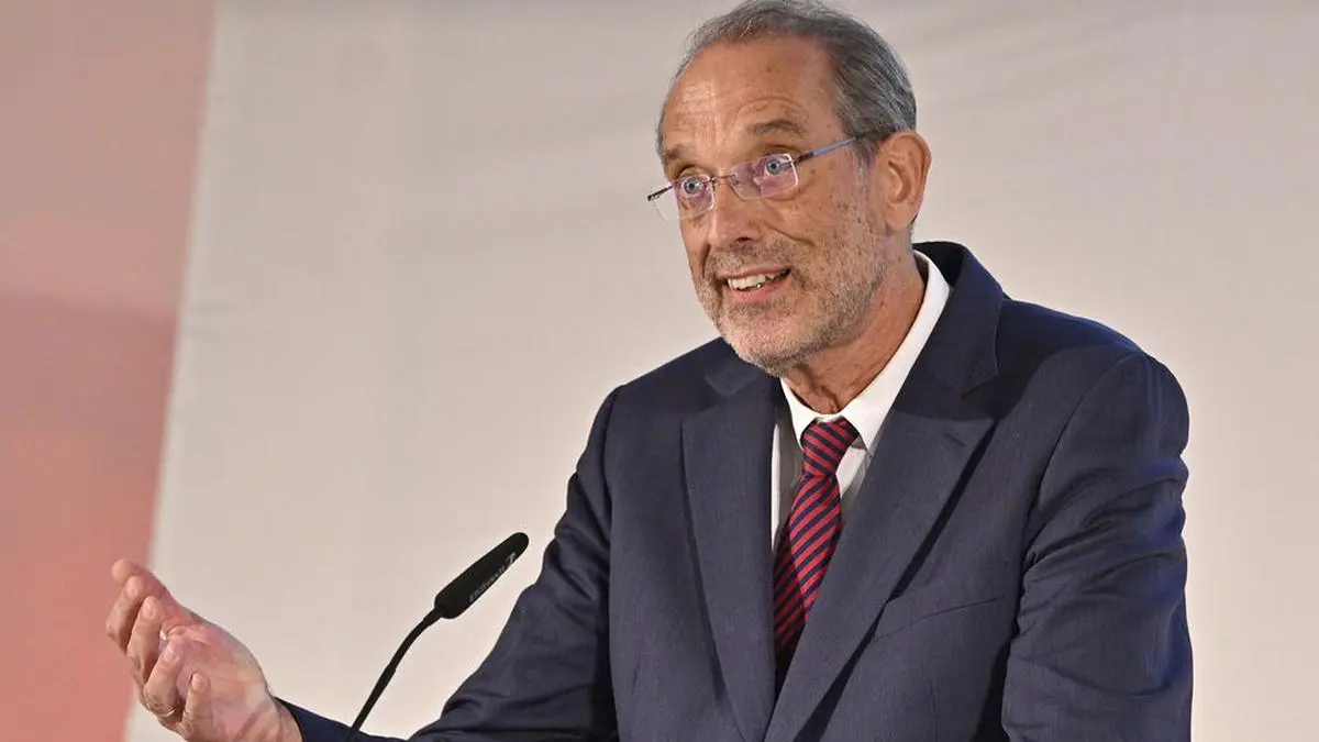 ABD0015_20210825 - WIEN - ÖSTERREICH: Bildungsminister Heinz Faßmann (ÖVP) anl. einer PK zu - Schule im Herbst - Maßnahmen für das kommende Schuljahr am Mittwoch 24. August 2021 in Wien. - FOTO: APA/HANS PUNZ