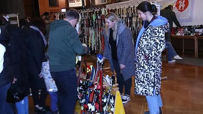 Bereits eine lange Tradition hat der Skibasar in Bärnbach, der von den Kinderfreunden und seit fünf Jahren in Zusammenarbeit mit den Naturfreunden im Volkshaus Bärnbach veranstaltet wird
