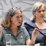 Elke Kahr (KPÖ) und Judith Schwentner (Grüne) bei einem Pressegespräch nach der Graz-Wahl