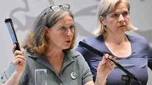 Elke Kahr (KPÖ) und Judith Schwentner (Grüne) bei einem Pressegespräch nach der Graz-Wahl
