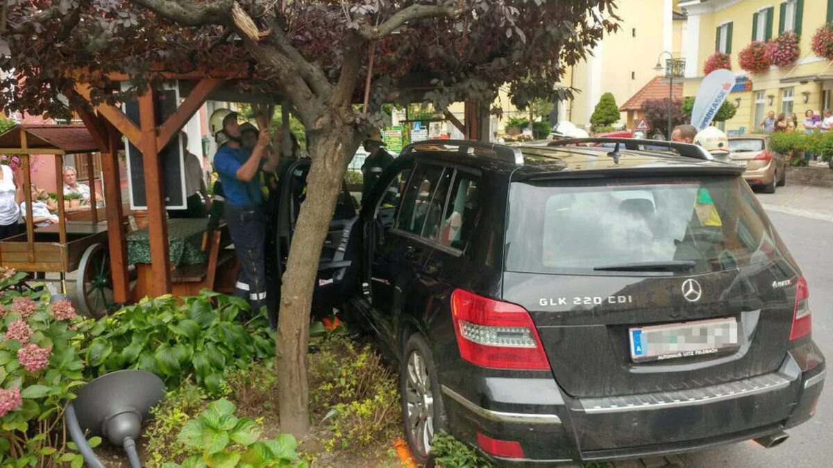 Zum Glück wurde im Biergarten niemand verletzt