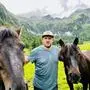 Christian Bachler auf seiner Alm. Mit Wanderern und Wildtieren habe er – und seine Herde – häufig Kontakt 