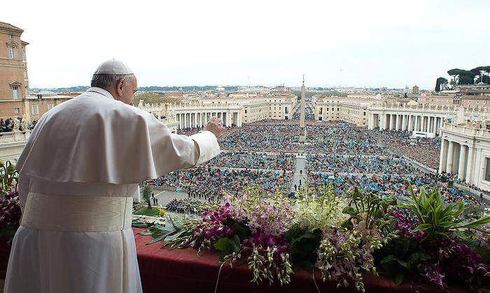 Archivaufnahme aus dem Vorjahr: Papst Franziskus spendet den Segen 