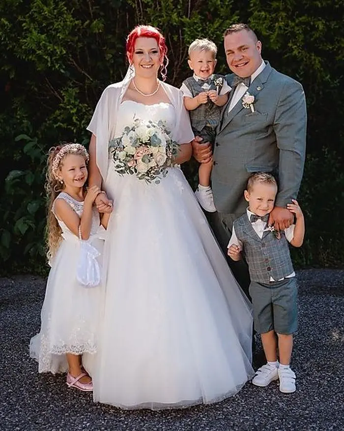 Familie Faullant an ihrem Hochzeitstag am 12. August