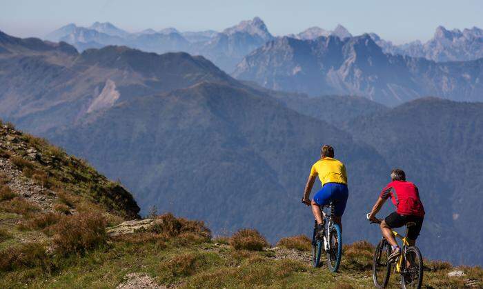 Von den Alpen bis zur Adria warten auf Radsportfreunde unzählige Tourenangebote aller Schwierigkeitsgrade