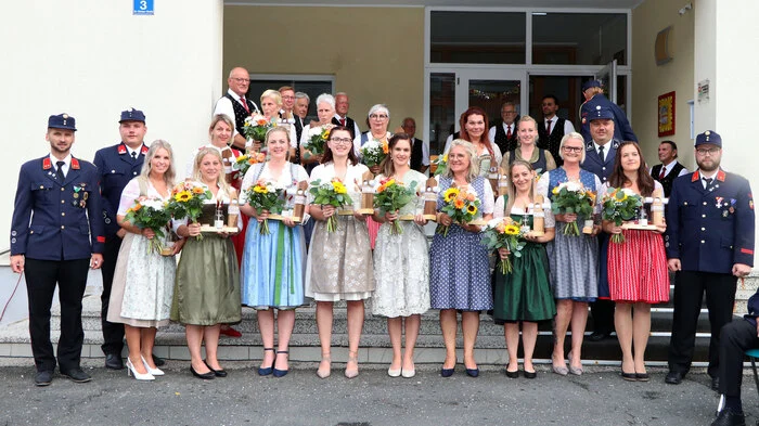 Die Patinnen bekamen auch ein Geschenk von den der FF-Bodensdorf-Tschöran für ihre Unterstützung!