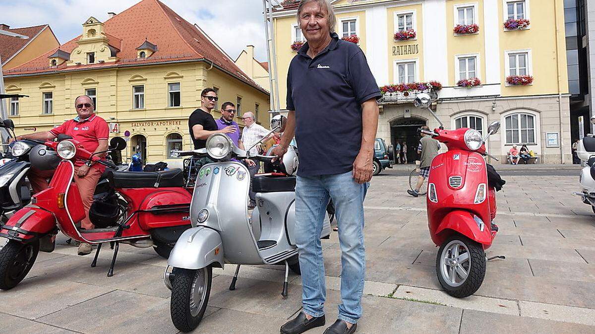 Peter Harrer fährt selbst mit Leidenschaft Vespa. Jetzt ist er Obmann des neuen Brucker Vespaclubs