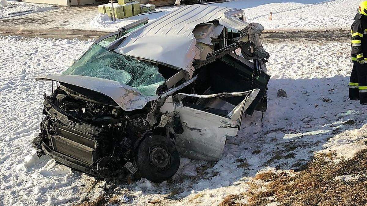 Beim Unfall im Drautal wurden ingesamt fünf Personen verletzt