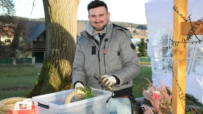 Einen kleinen aber feinen Adventmarkt organisierten wieder die Mitglieder der SPÖ Söding-St. Johann im Bereich der Sebastianikirche, mit einem bunten Angebot.