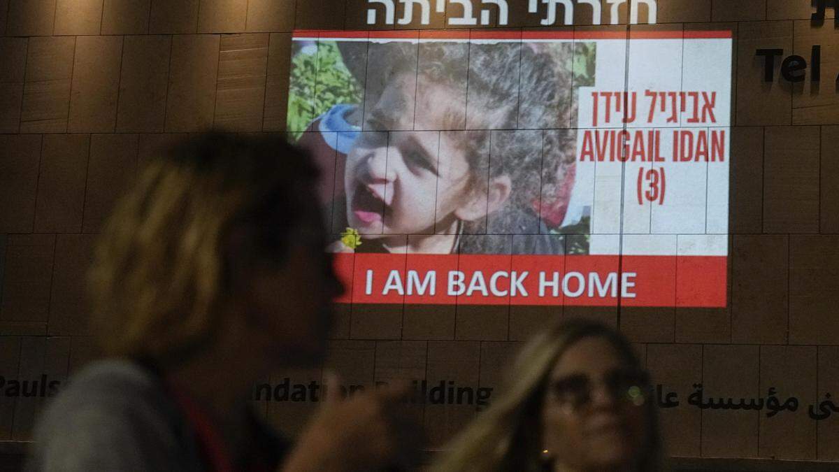 Abigail Edan wurde freigelassen (AP Photo/Ariel Schalit)