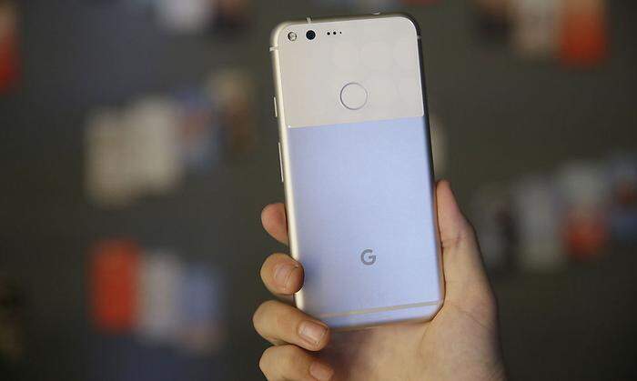 Rückseite: Google-G und der Fingerprint-Sensor