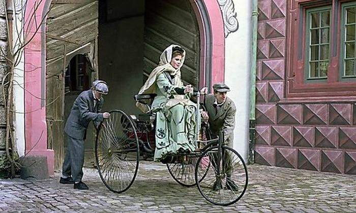 Bertha Benz unternahm mit ihren Söhnen die erste Fernfahrt