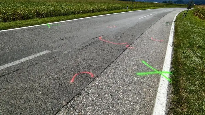 Hier auf der Bleiburger Straße (B81) nahe der Ortschaft Traundorf kam es zum tödlichen Unfall