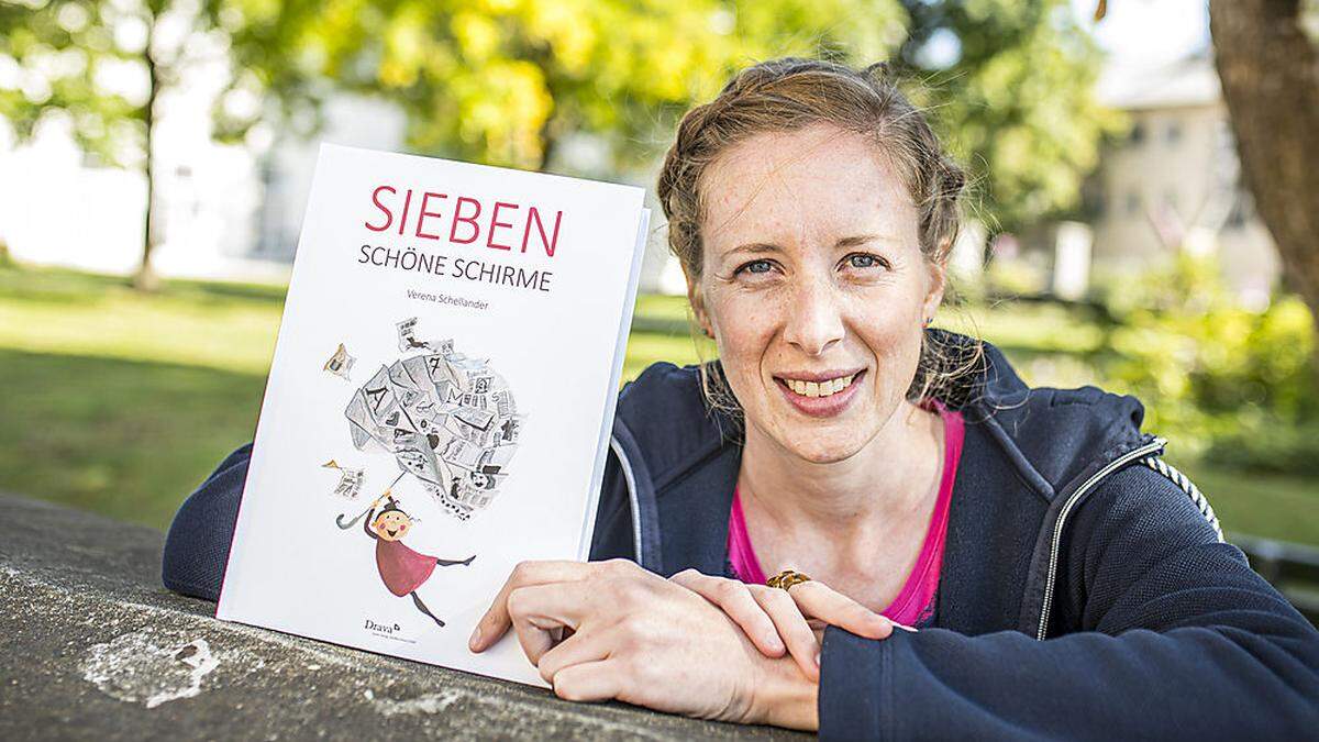 Verena Schellander mit ihrem preisgekrönten Buch