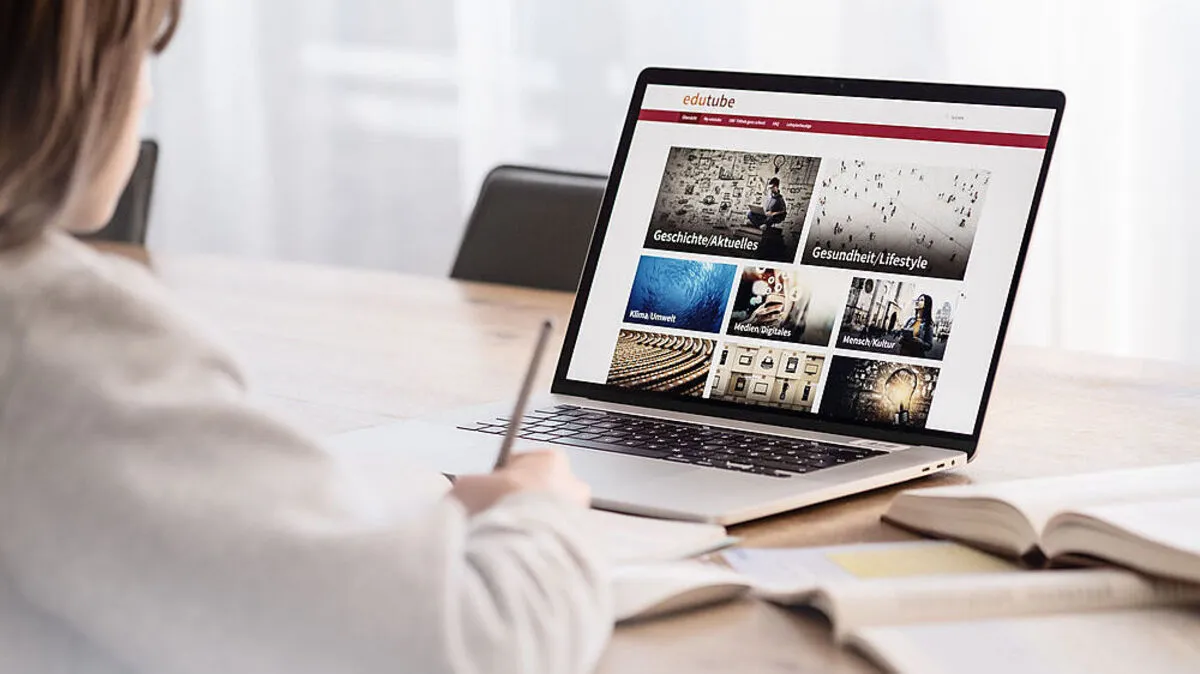 Viele Schülerinnen und Schüler nahmen das Distance-Learning in Anspruch und kassierten dafür Kritik