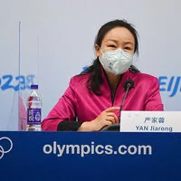 Yan Jiarong, die Sprecherin von Chinas Olympia-Organisatoren