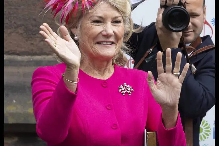 Nicht fehlen durfte natürlich die Mutter des Bräutigams  - Natalia Grosvenor, Duchess of Westminster