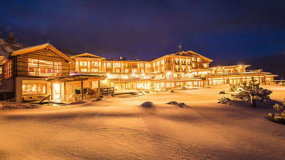 Am Feuerberg kommt zur abendlichen Winterstimmung noch Musik