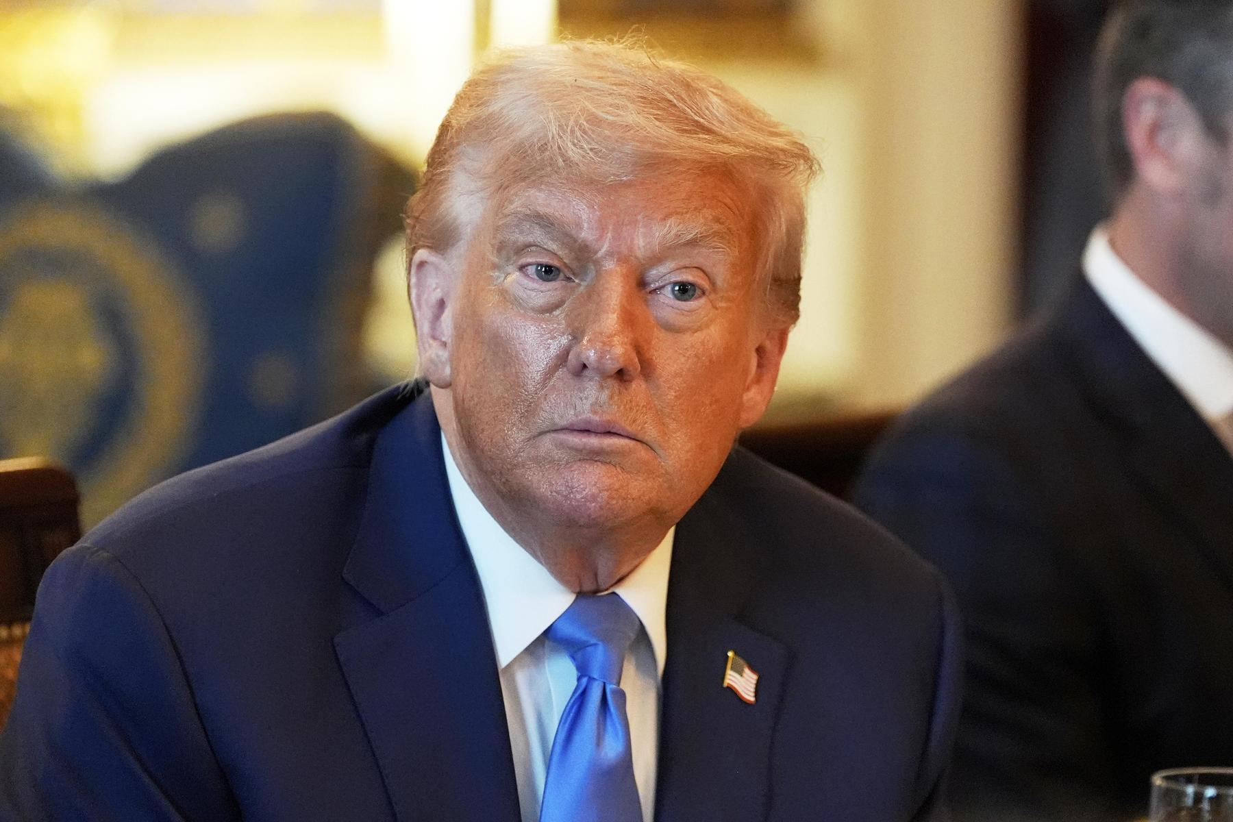 Trump stimmt Militärspitze auf „Krieg“ in den USA ein