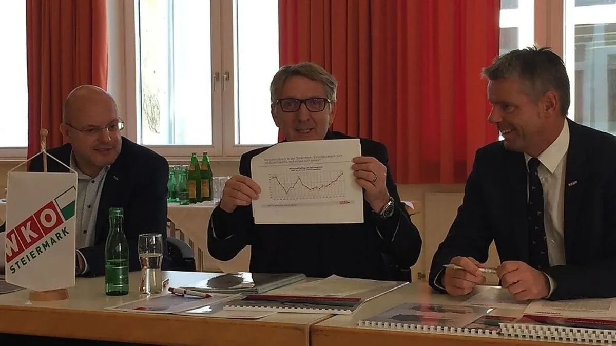 Obmann Norbert Steinwidder, Präsident Josef Herk und Regionalstellenleitner Michael Gassner