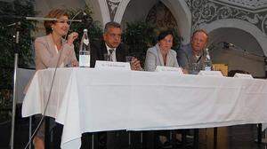 Lesjak, Mock, Penz und Weberitsch bei der Diskussion
