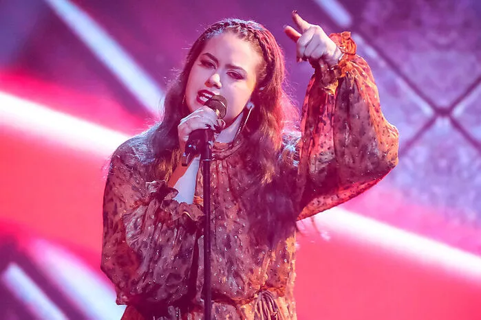 Teodora Spiric (Wien) muss sich mit der Burgenländerin Laura Kozul matchen. Solo-Nummer: „Your Song“ von Rita Ora.