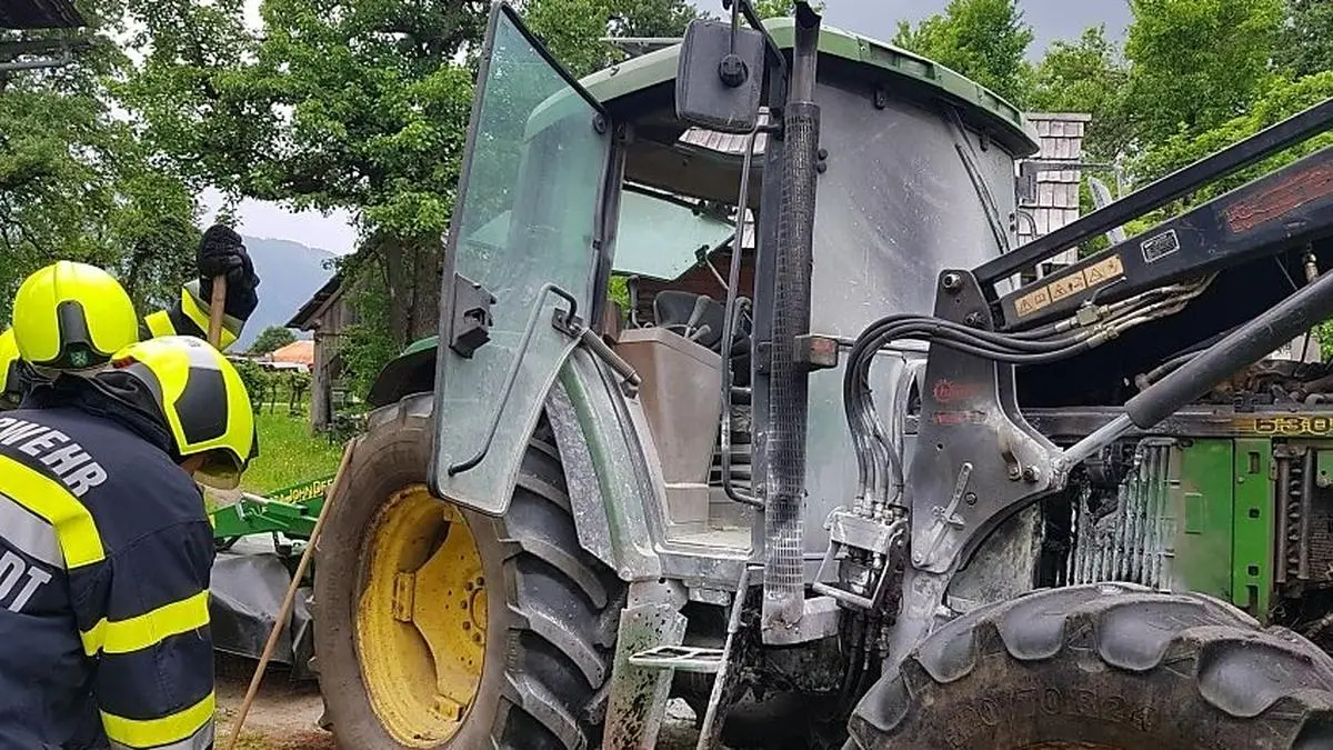Traktor brannte