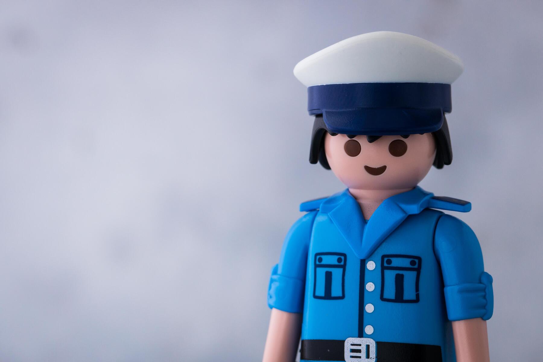 Wegen Playmobil-Figuren um 60 Euro vor Gericht: „Post nicht zuverlässig“