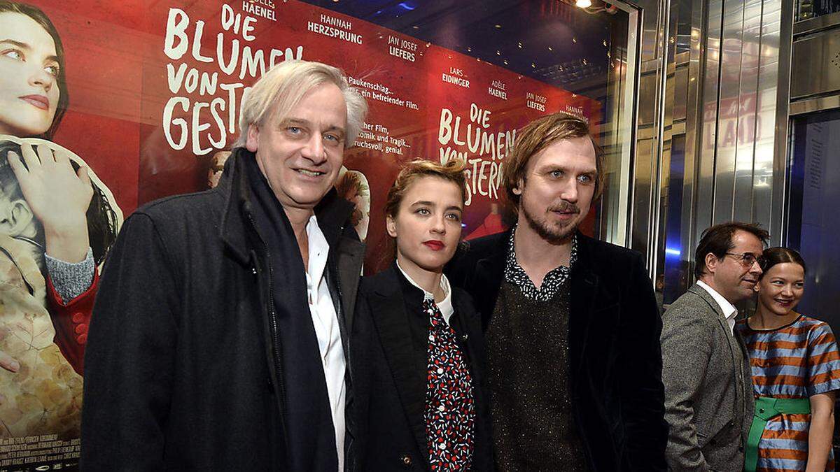 Regisseur Chris Kraus, Andele Haenel und Lars Eidinger bei der Wien-Premiere von &quot;Die Blumen von gestern&quot;