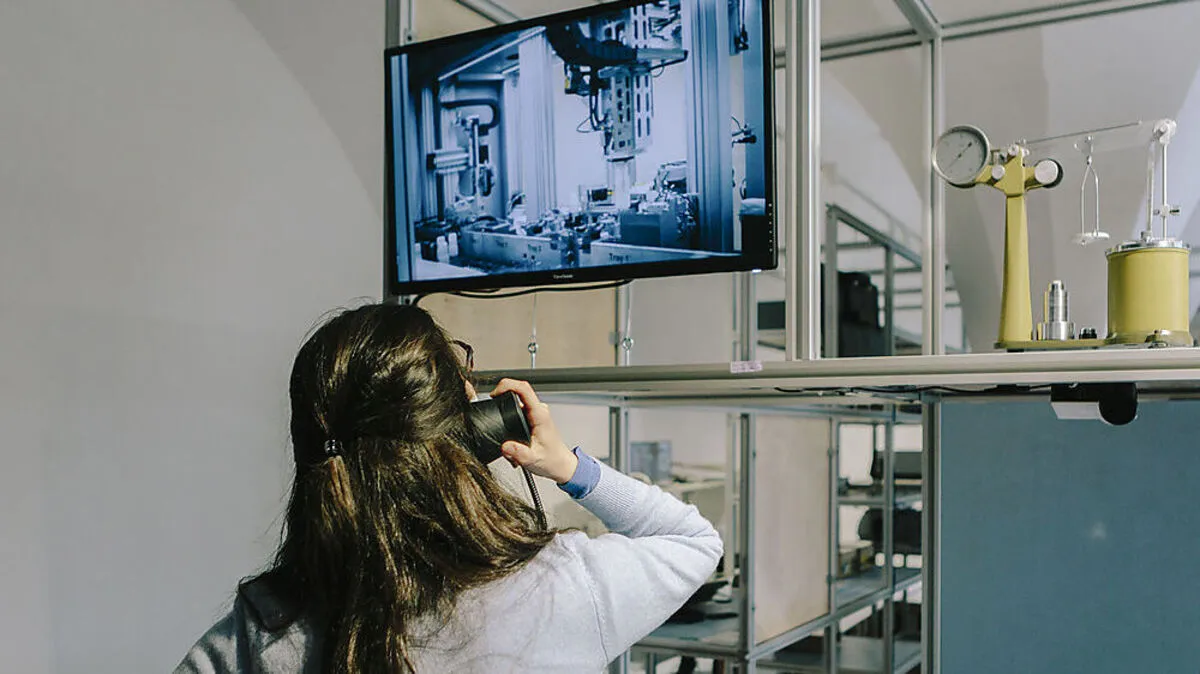 Einblicke in die neue Ausstellung "Exakt! Anton Paar vermisst die Welt"