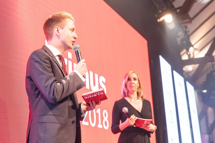 Durch den Gala-Abend führten Nadja Bernhard und Mathias Pascottini